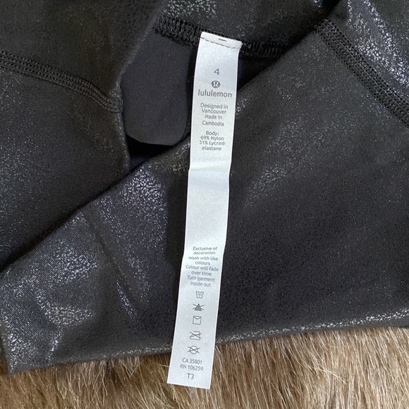 Lululemon Wunder Under Leggings Black Shine sz 4 - Picture 4 of 4